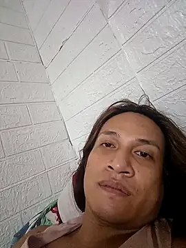 ur_asian_hotcum69 webkamerás műsora