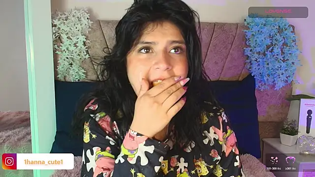 XXX chat uživo modela hannaa_cute