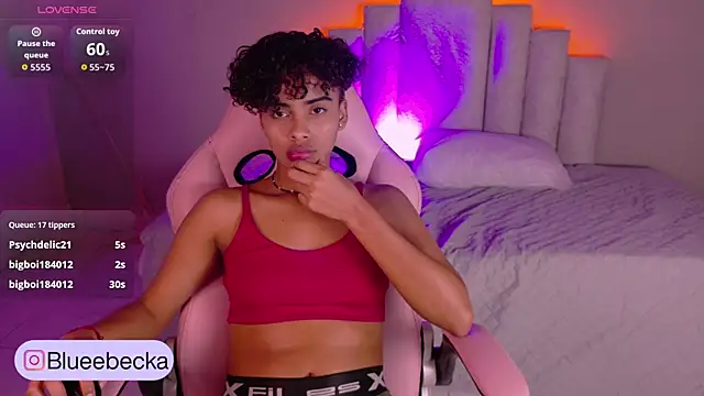 BeckaBlue's Live XXX Chat