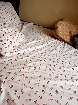 honeypot224's Webcam Show