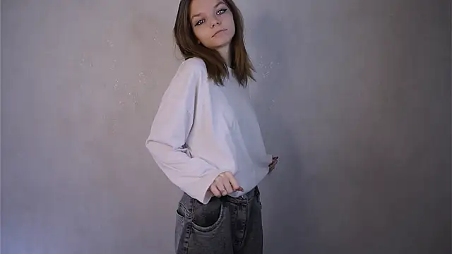 Pokazy przed kamerką – JanelleTeklu