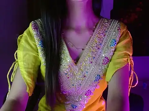 Pertunjukan Kamera Web Roiseeee