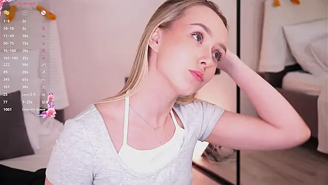 HollisBeckett live XXX chat