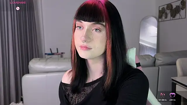 Vailyreb_ Show Webcam