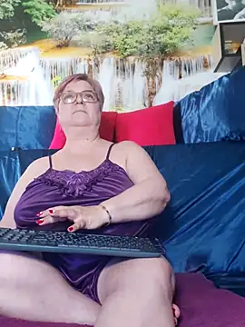 QueenPammy1 – Live XXX-chat