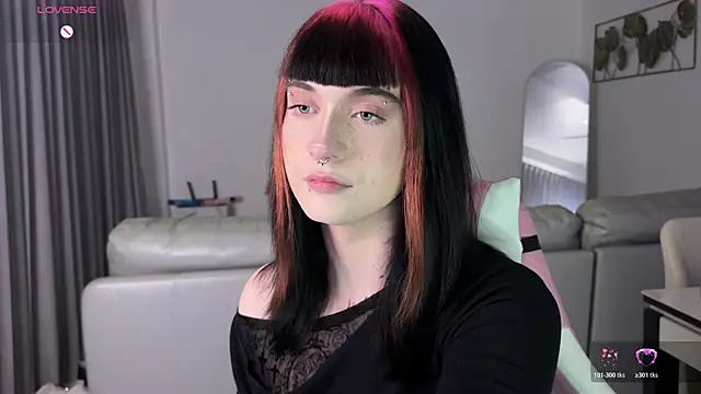 Vailyreb_: διαδικτυακό σόου στην κάμερα