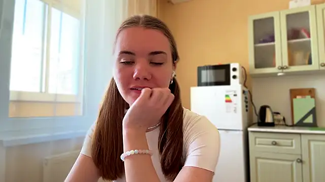 doana_bebriti's Live XXX Chat