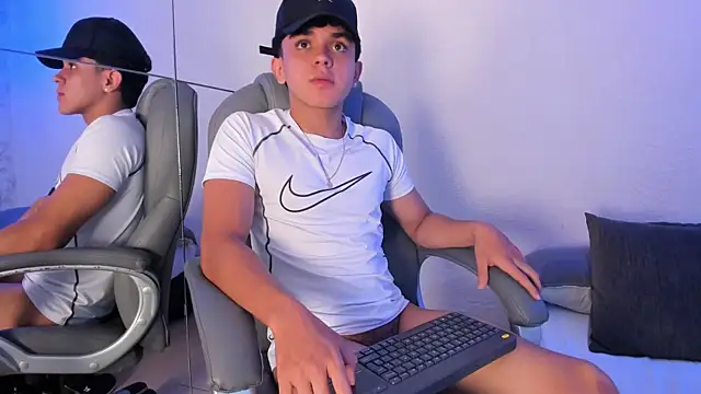 عرض كام _TaylorBlack