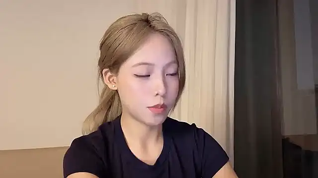 Meng_777 网络视讯表演