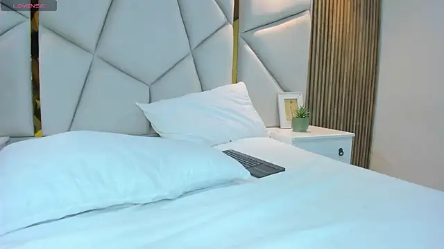 rebeca_brown_ Adlı Modelin Web Kamerası Şovu