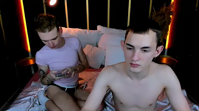 Lucas_Moran webcam show