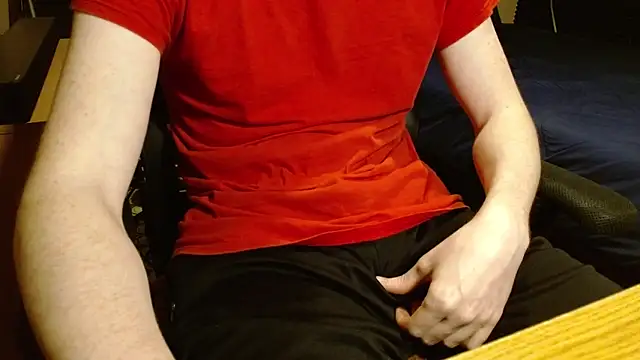 readytocome90 élő XXX-chatje