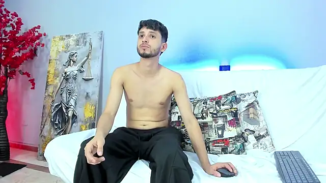 dracke_and_zara's Webcam Show