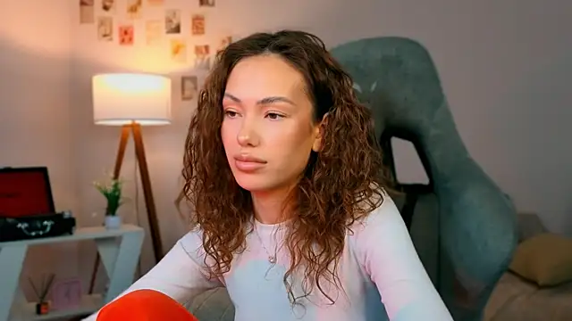 Chat +18 de nexorine ao vivo