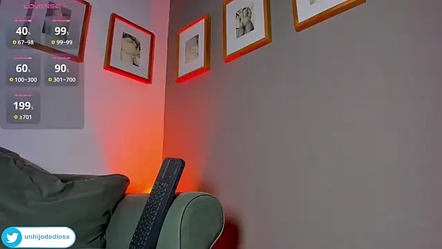 Ackerman_Eren_ Pertunjukan Webcam