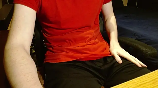 readytocome90 Show in webcam