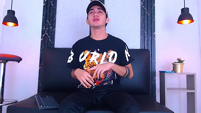 Pertunjukan Kamera Web Feiccer_Castquer