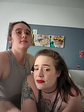 Pokazy przed kamerką – AndHerXO