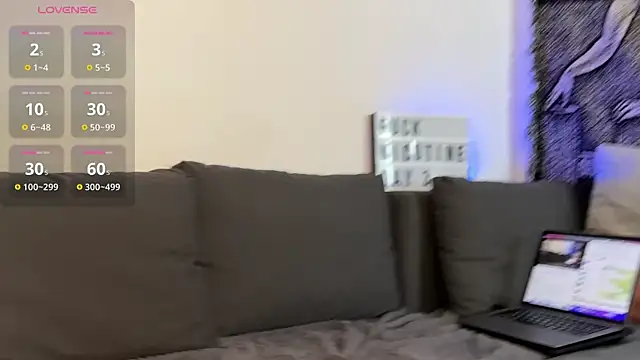 inked-vvitch webkamerás műsora