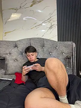 Онлайн чат XXX Noah-ledom