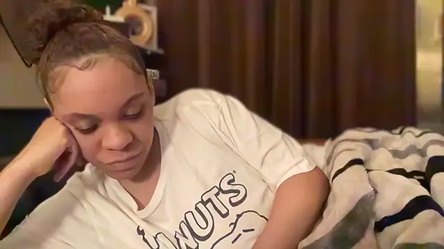 Sanaawest webcam show