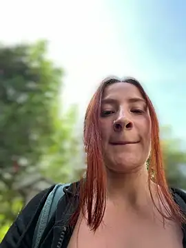 Онлайн чат XXX Samyra_Biker12