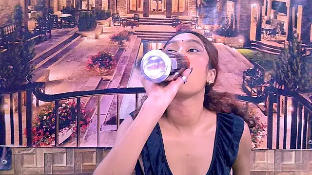 IndianSexyButt – Live XXX-chat