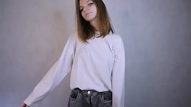 JanelleTeklu – webcam-show