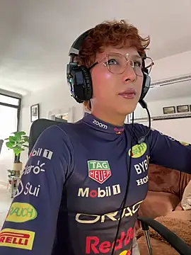 Онлайн чат XXX Conny_777