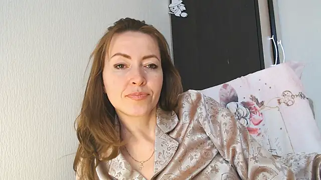 NicoleEunice87 Live XXX-Chat