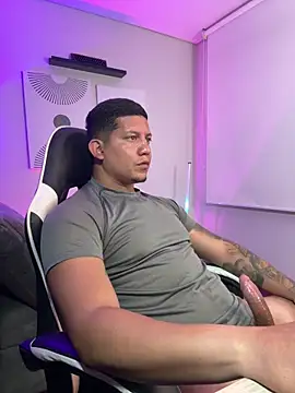 _robertobaggioo Live XXX-Chat