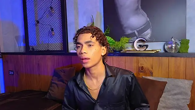 AlanCutee Live XXX Chat