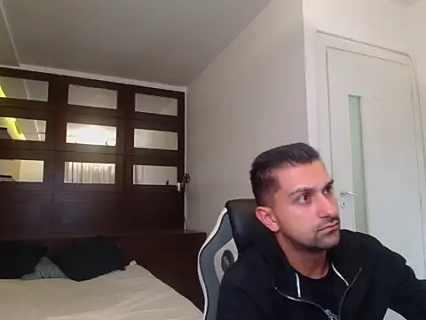 BryceReign Chat XXX live