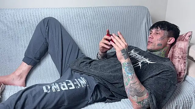 Chat XXX en directo de Anubisgods