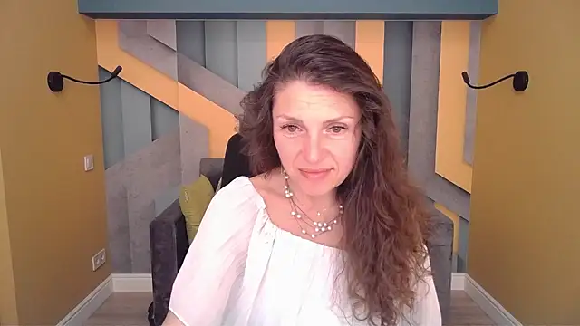 Chatroom XXX en direct de EllaLong