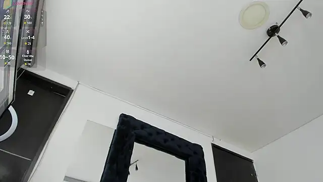 แชท XXX สดของ melanie_roux__