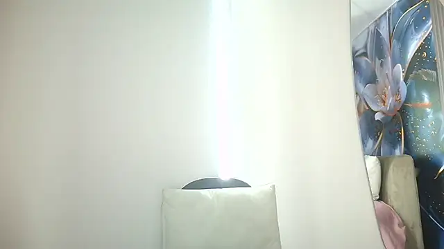 rouxinferno_cr Live XXX Chat