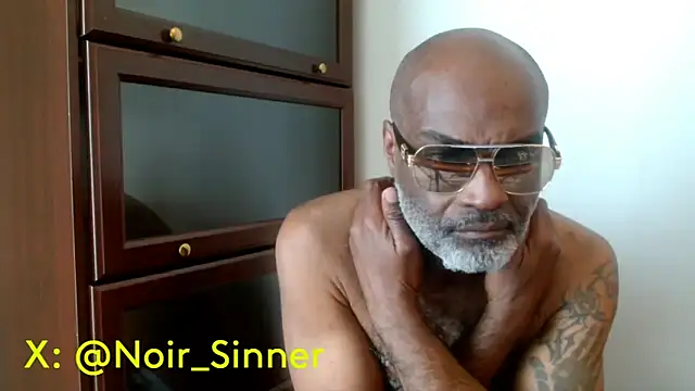sinnernoir's Live XXX Chat