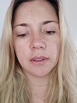 XXX chat uživo modela cameron_06