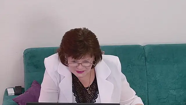 Sandra_Sunrise Chat XXX in diretta