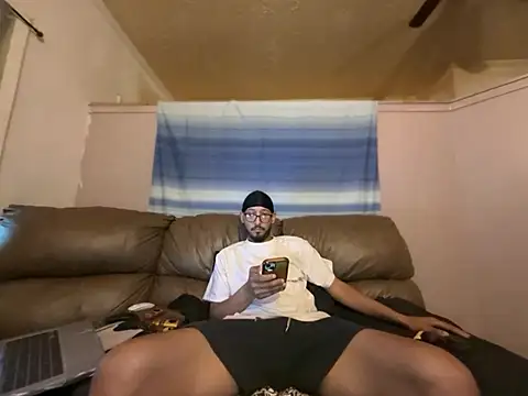 ThrowedWorldWide: онлайн-секс-чат