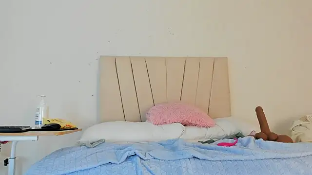 Živý XXX chat _Miaa_khalifa_