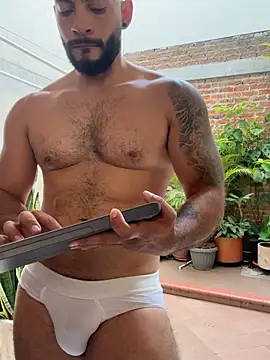 Mike_savage3's Live XXX Chat