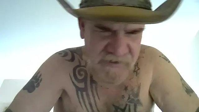 Show modela Caesar_Baxter na web-kameri