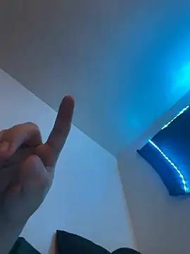 topskislimthick Webcam Show