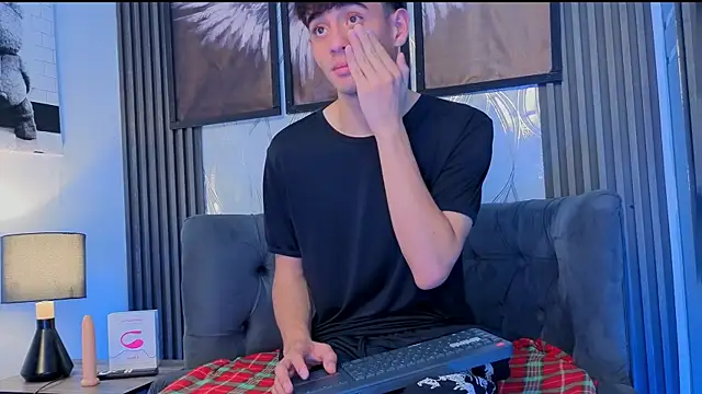 แชท XXX สดของ demian_hot99