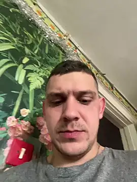 Mark1404 Show in webcam