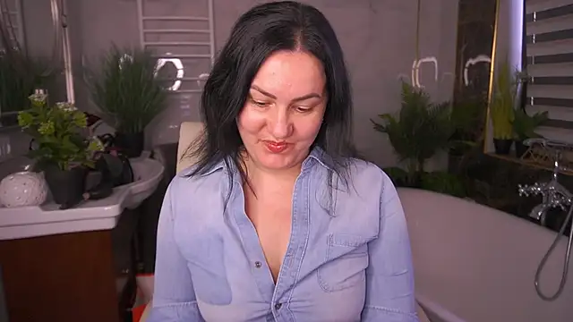 VelvetLuck's Live XXX Chat