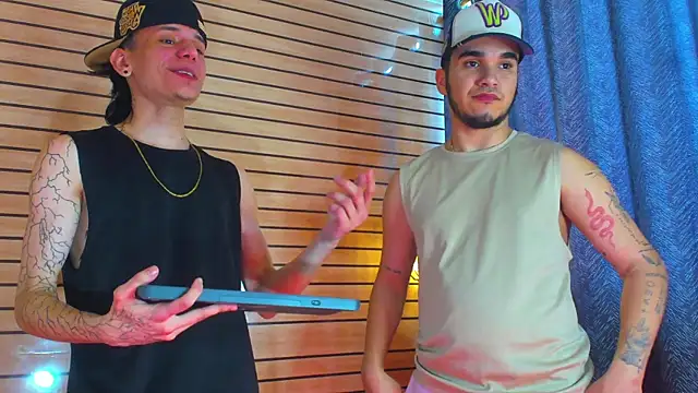 TheBatMansionのウェブカメラショー