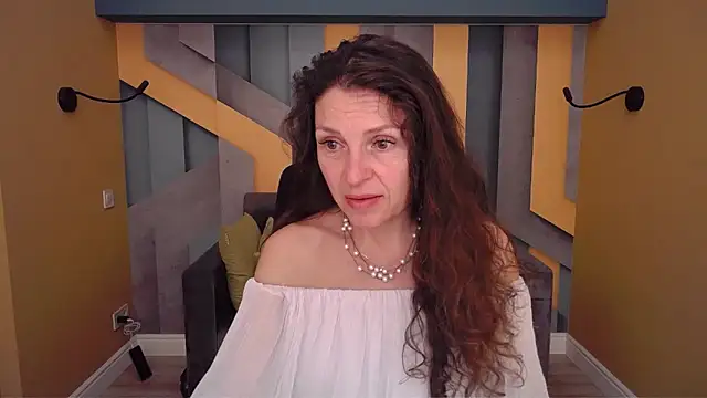 EllaLong Chat XXX live